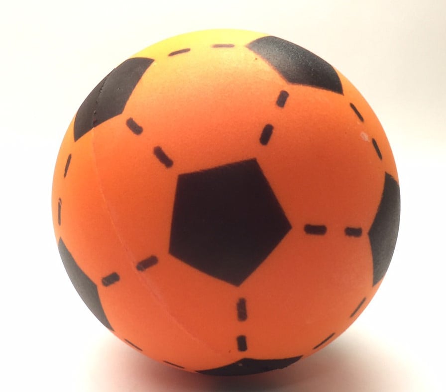 FOAM BAL VOETBAL 20 CM ORANJE - 10 10 20 30 40 50 60 70 80 90 98 - 300532
