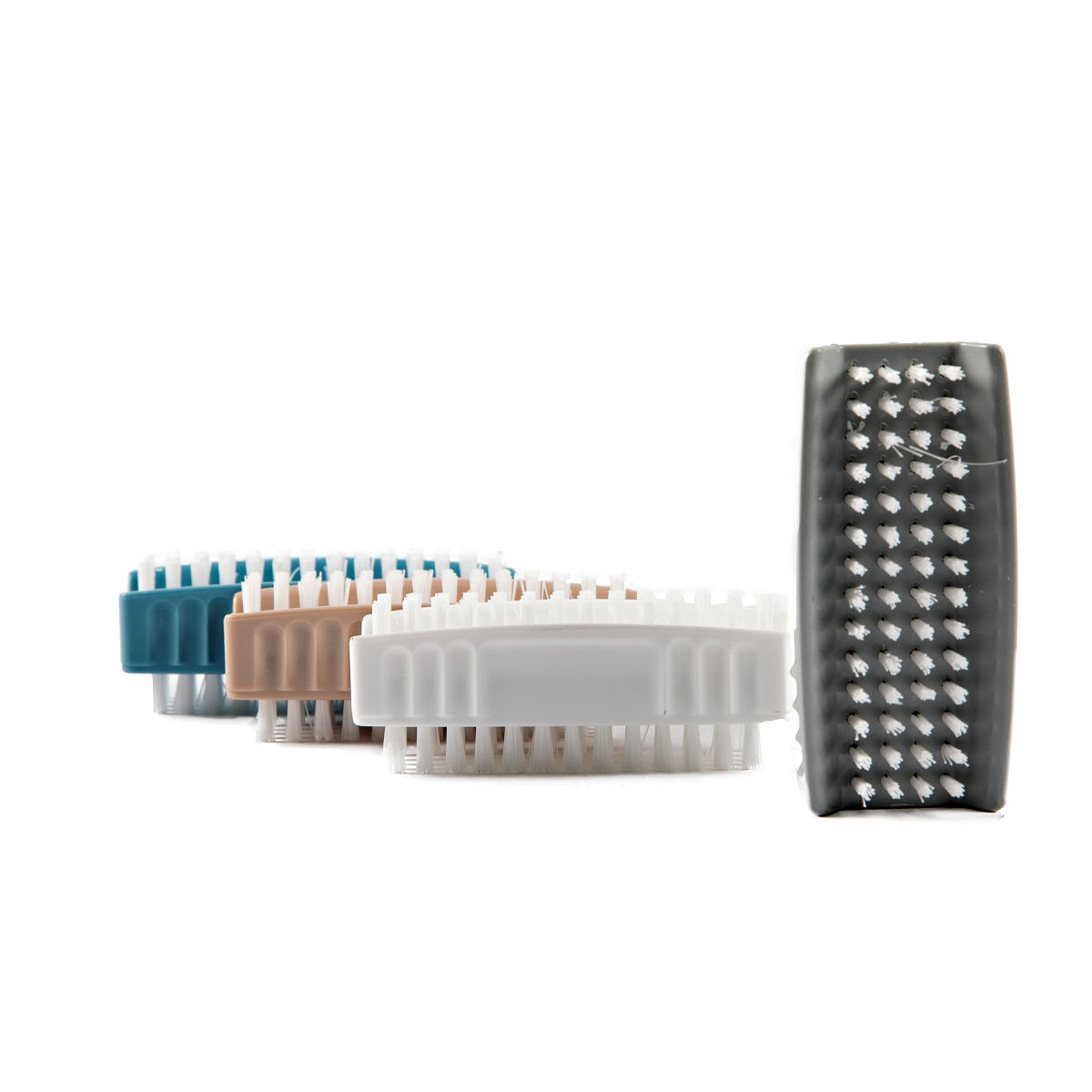 NAGELBORSTELTJE  KUNSTSTOF 8 CM - 8717438768731 - 028990